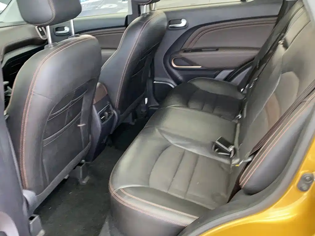 GAC Trumpchi GS3 2018 — фото 19