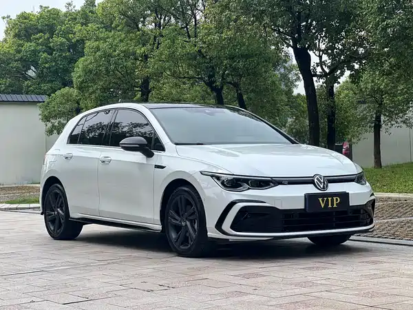 Volkswagen Golf 2020