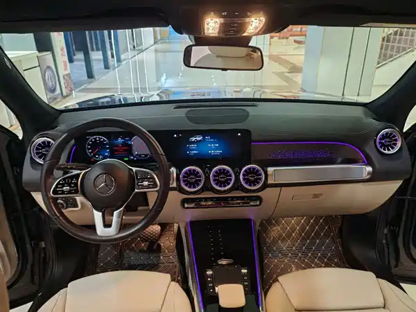 Mercedes-Benz EQB 2023