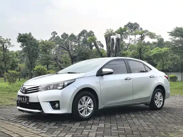 Toyota Corolla 2015