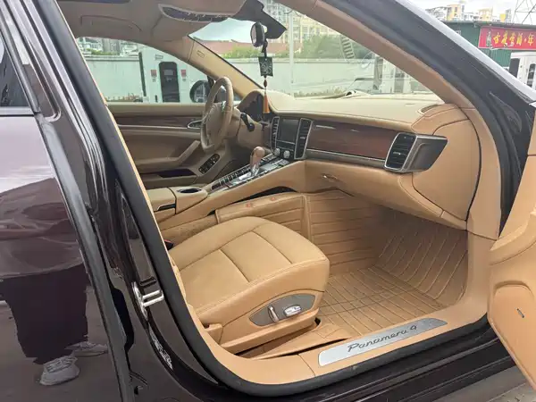 Porsche Panamera 2012