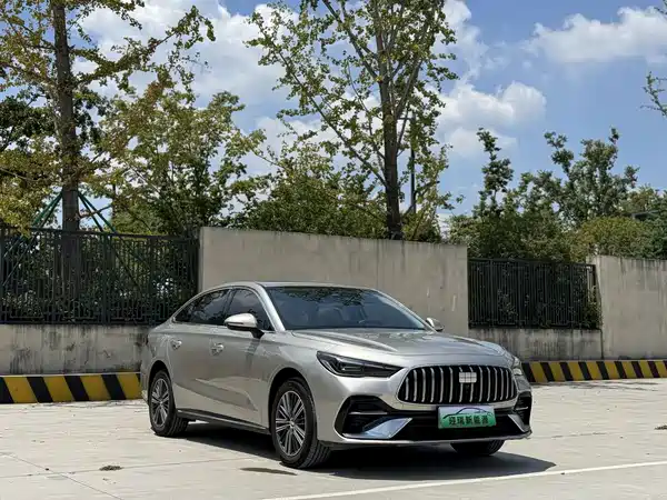 Geely Galaxy Star 6 2025