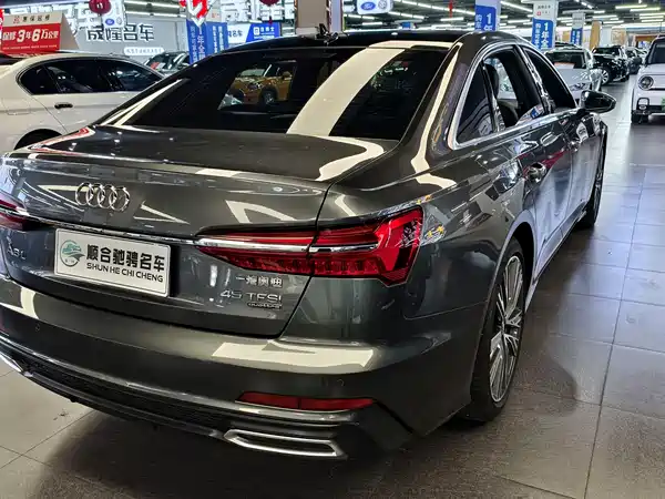 Audi A6L 2021