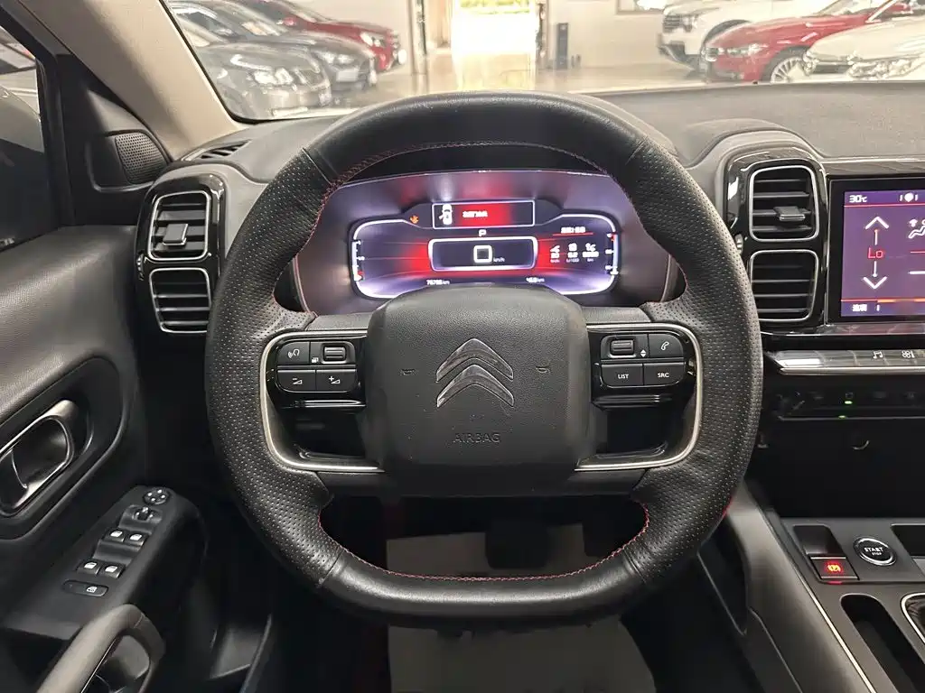Citroën C5 Aircross 2017 — фото 3