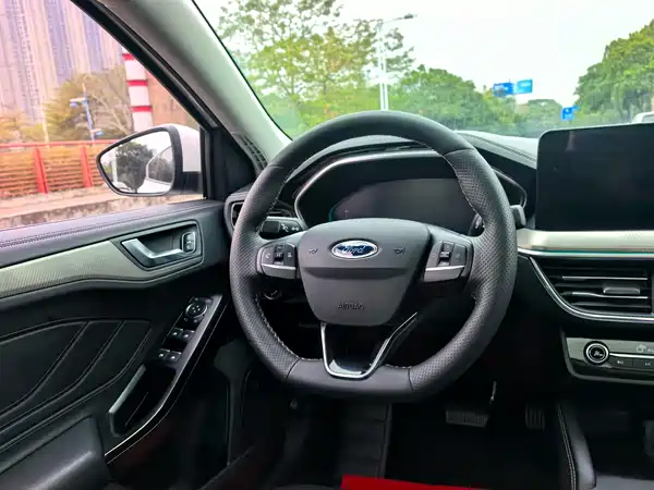 Ford Focus 2021