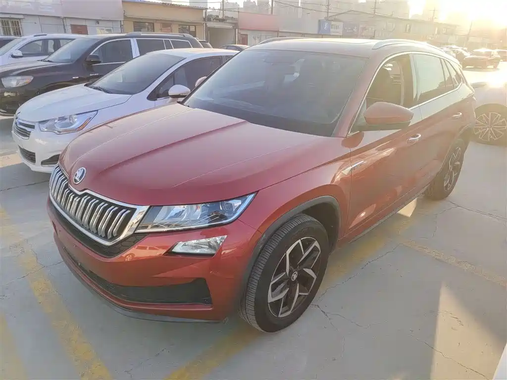 Skoda Kodiaq GT 2020 — фото 2