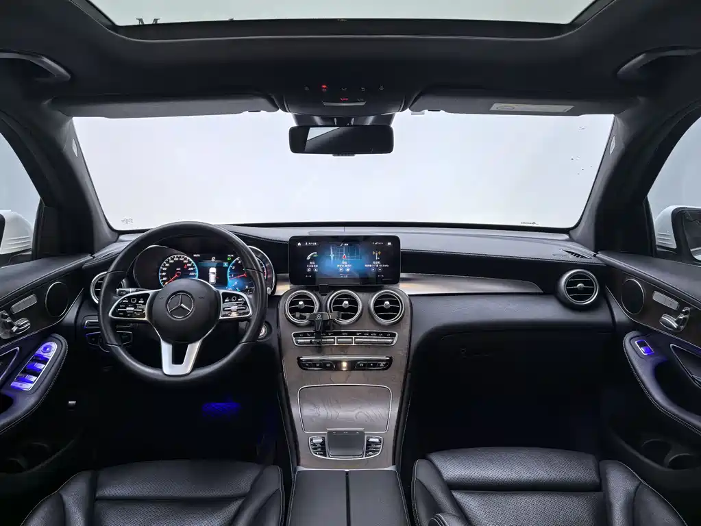 Mercedes-Benz GLC 2020 — фото 12