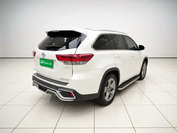 Toyota Highlander 2019