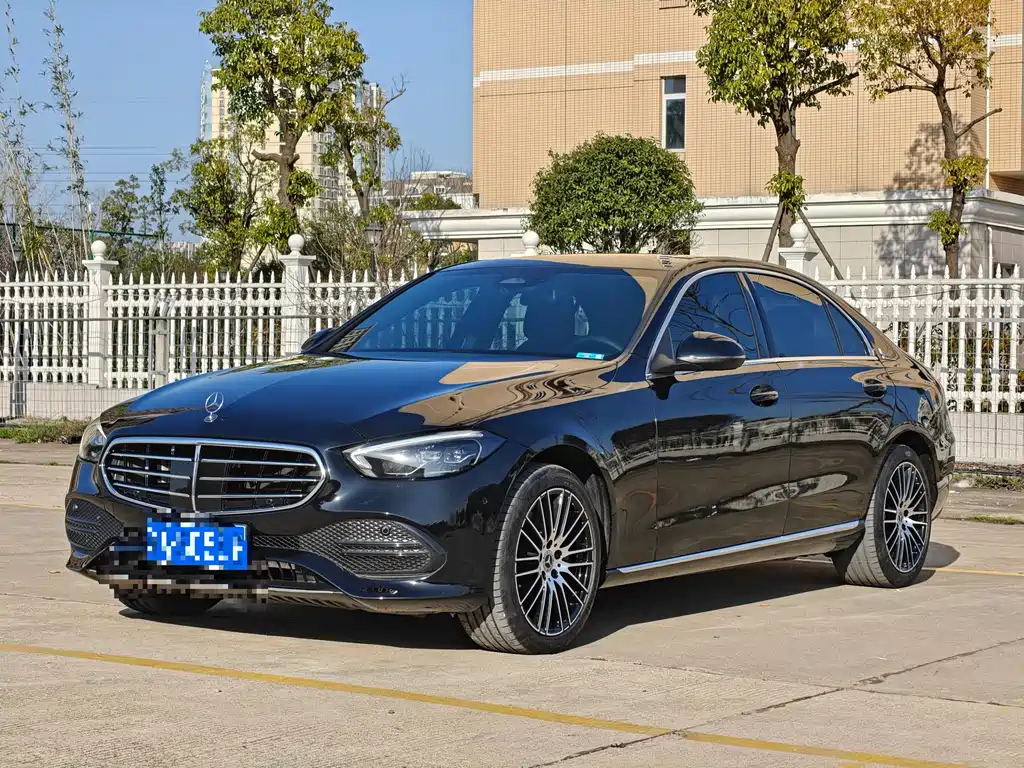 Mercedes-Benz C-Class 2022 — фото 1