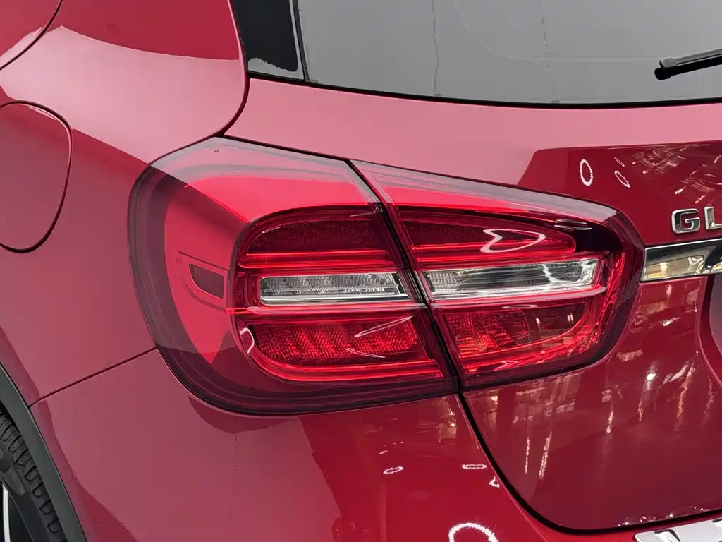 Mercedes-Benz GLA 2016 — фото 10