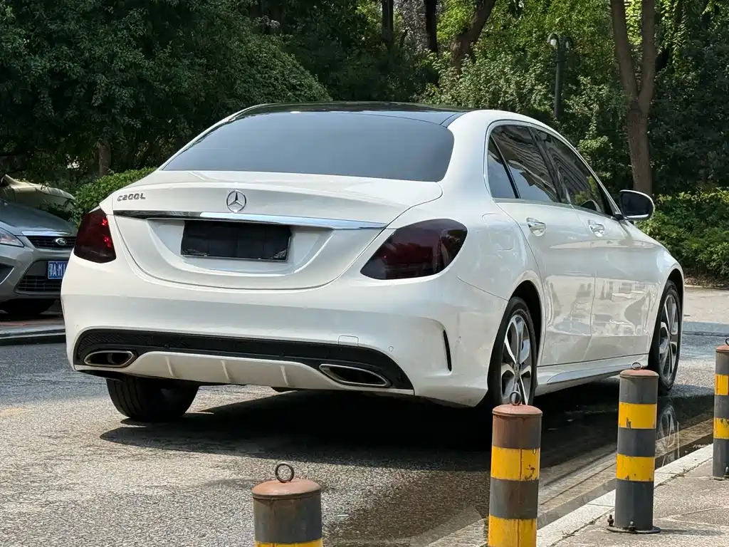 Mercedes-Benz C-Class 2018