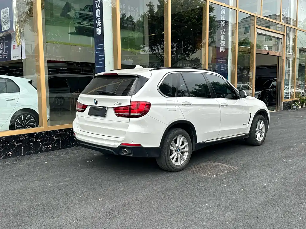 BMW X5 2016 — фото 20