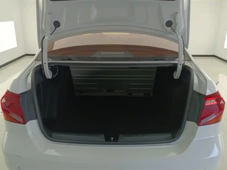 Volkswagen Jetta 2019