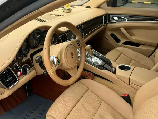 Porsche Panamera 2015