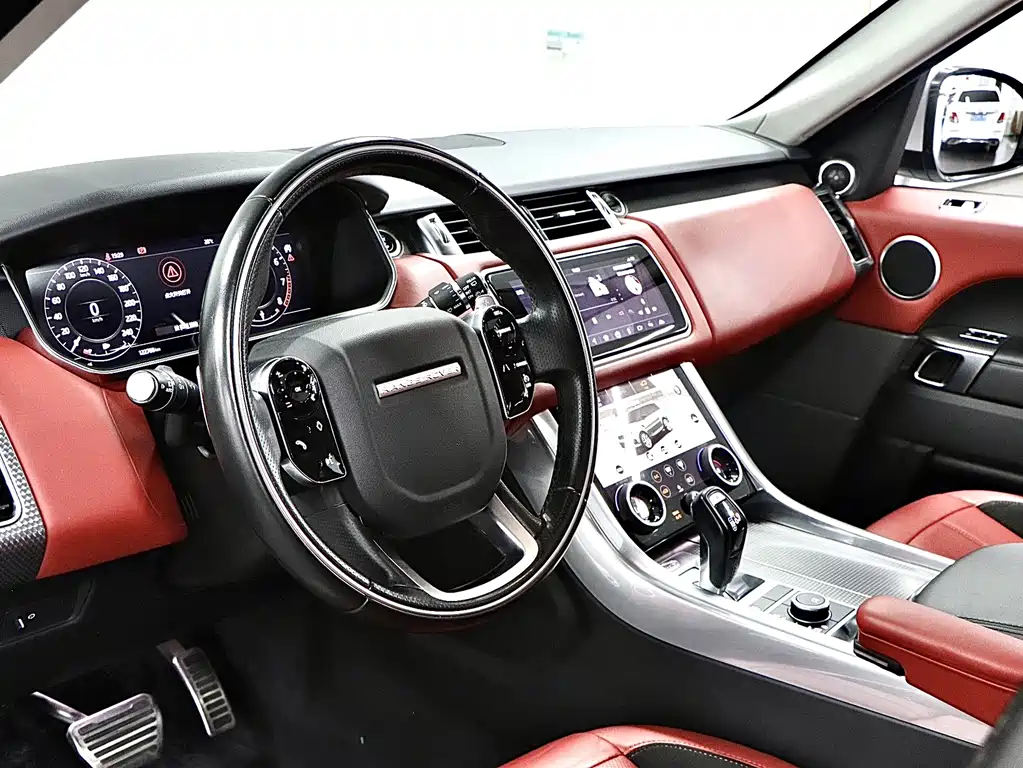 Land Rover Sport 2018 — фото 11