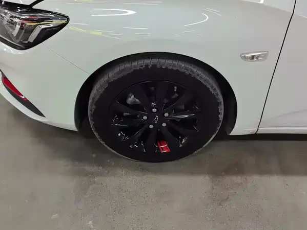 Chevrolet Monza 2020