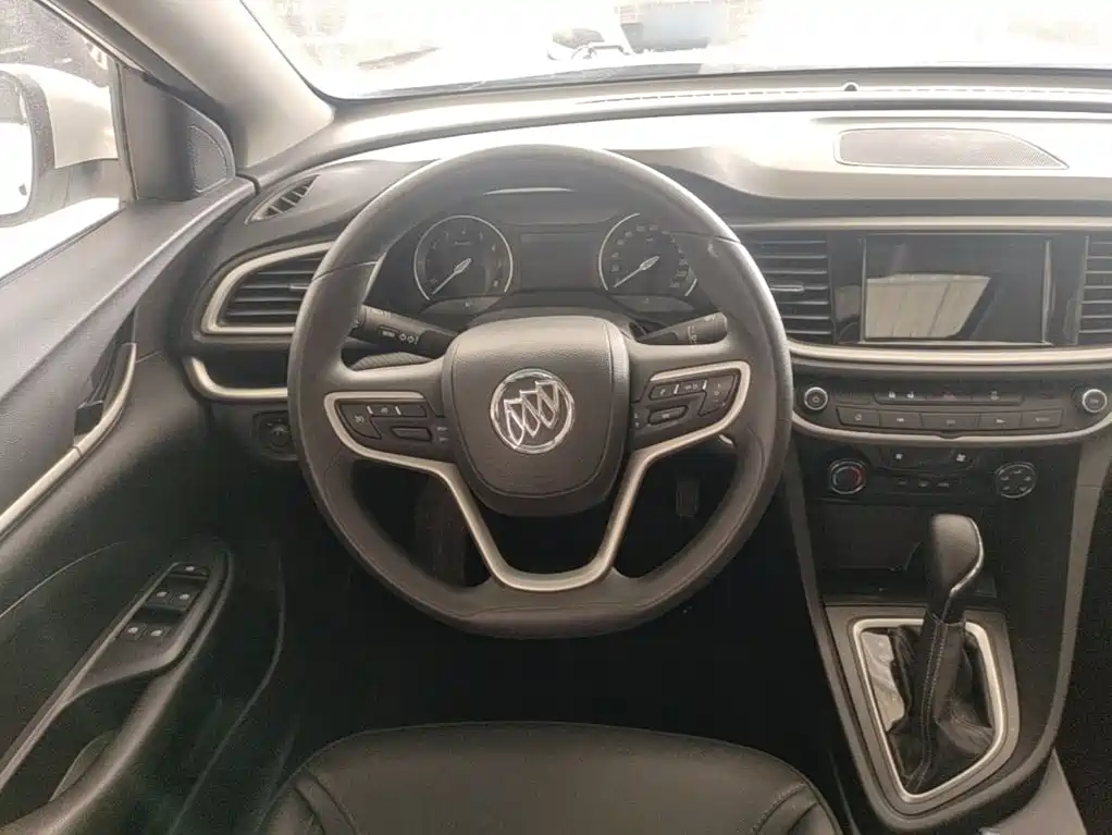 Buick Excelle 2021