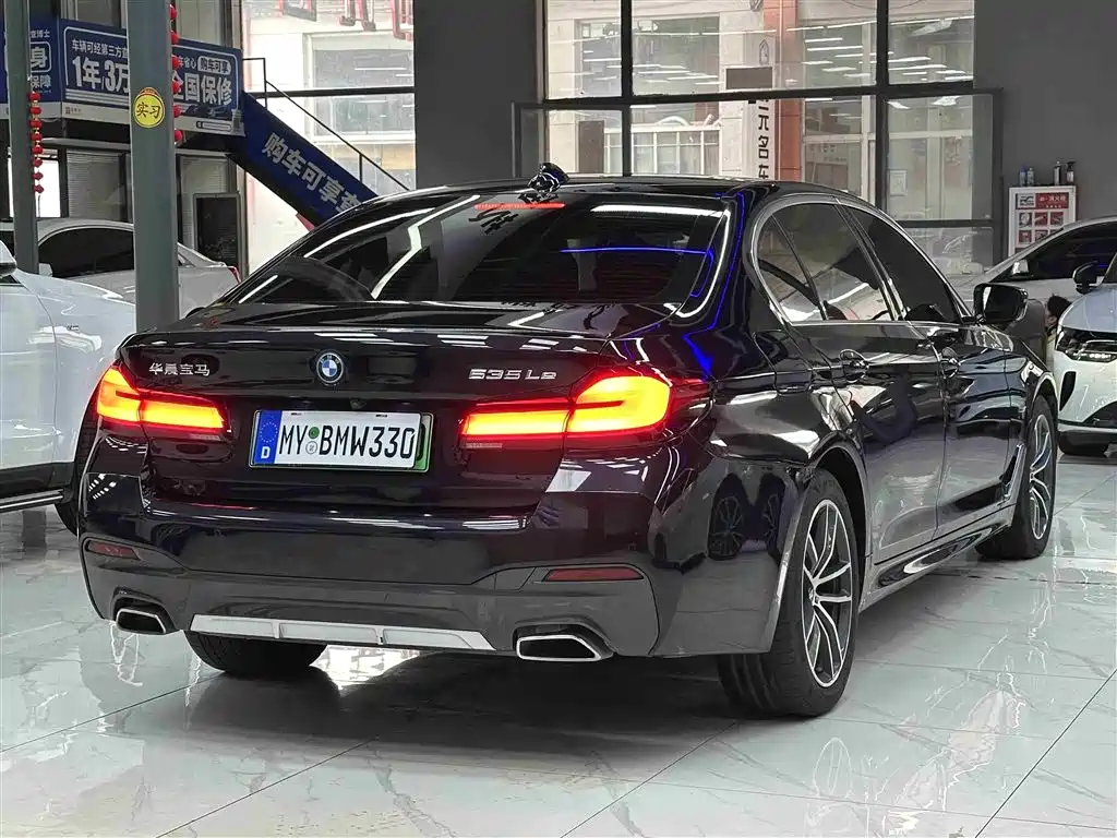 BMW 5 Series New Energy 2023 — фото 6