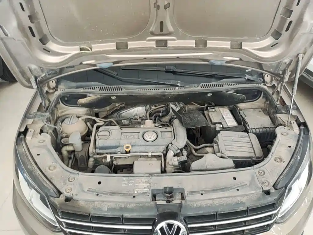 Volkswagen Touran 2016 — фото 20