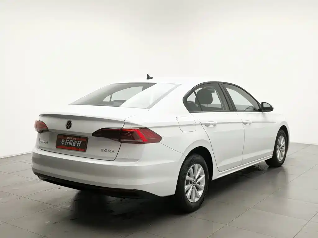 Volkswagen Bora 2023