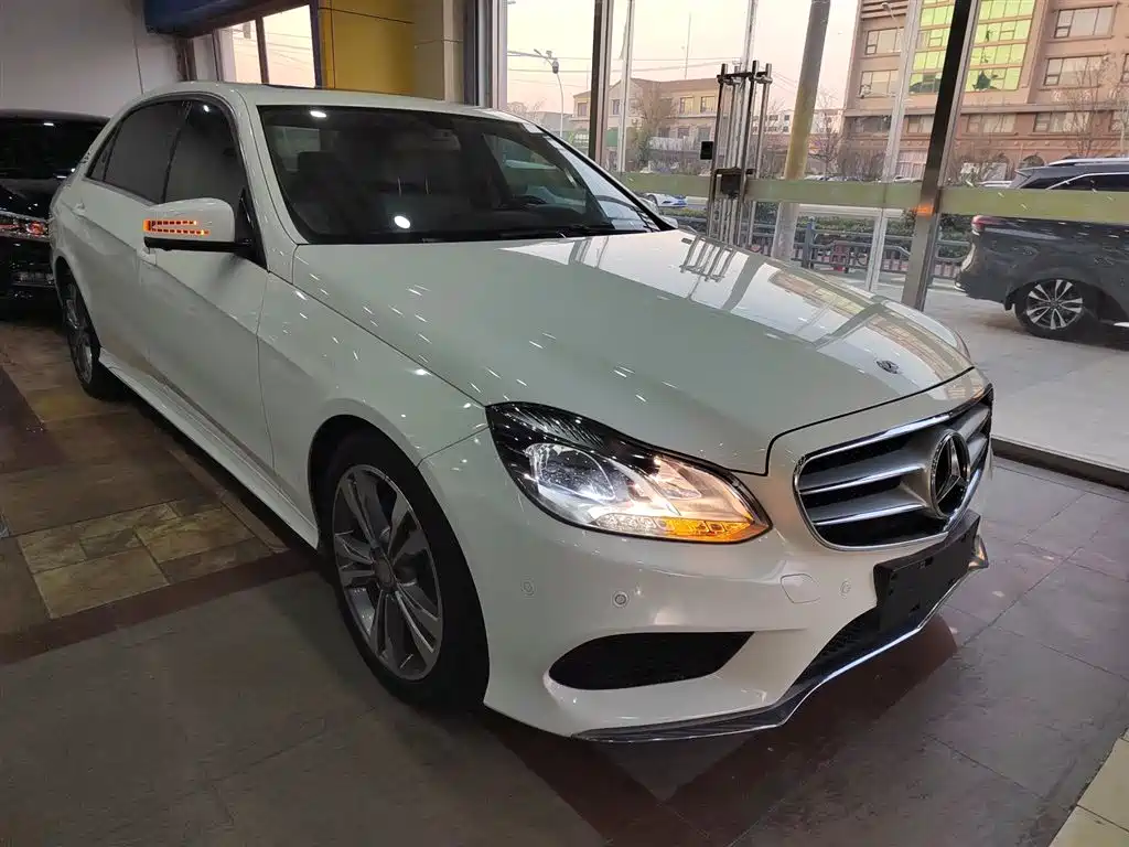 Mercedes-Benz E-Class 2015 — фото 4