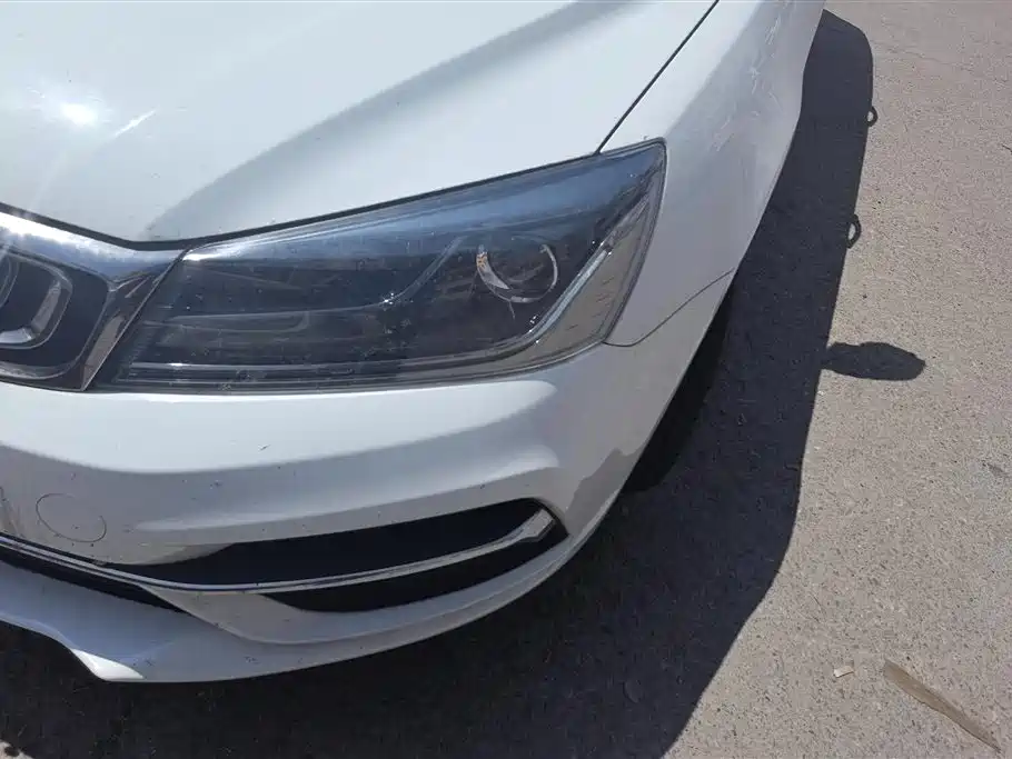 Geely Emgrand 2018