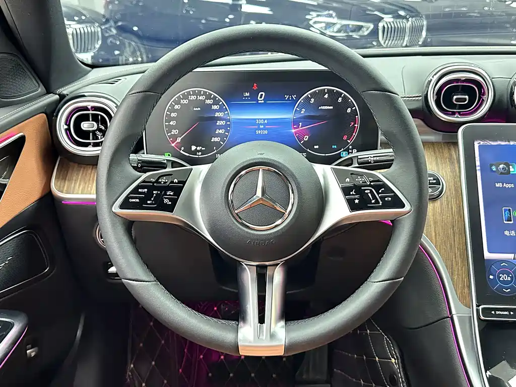 Mercedes-Benz C-Class 2023 — фото 18
