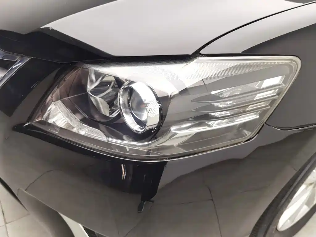 Toyota Camry 2014 — фото 7