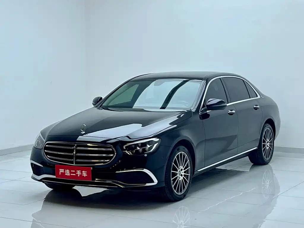 Mercedes-Benz E-Class 2023 — фото 1