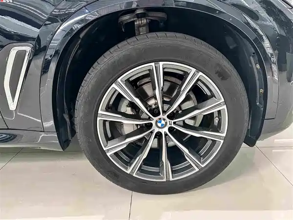 BMW X5 2022
