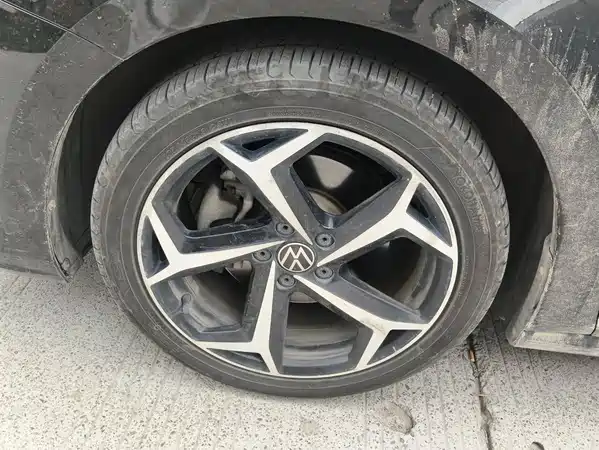 Volkswagen Passat 2023