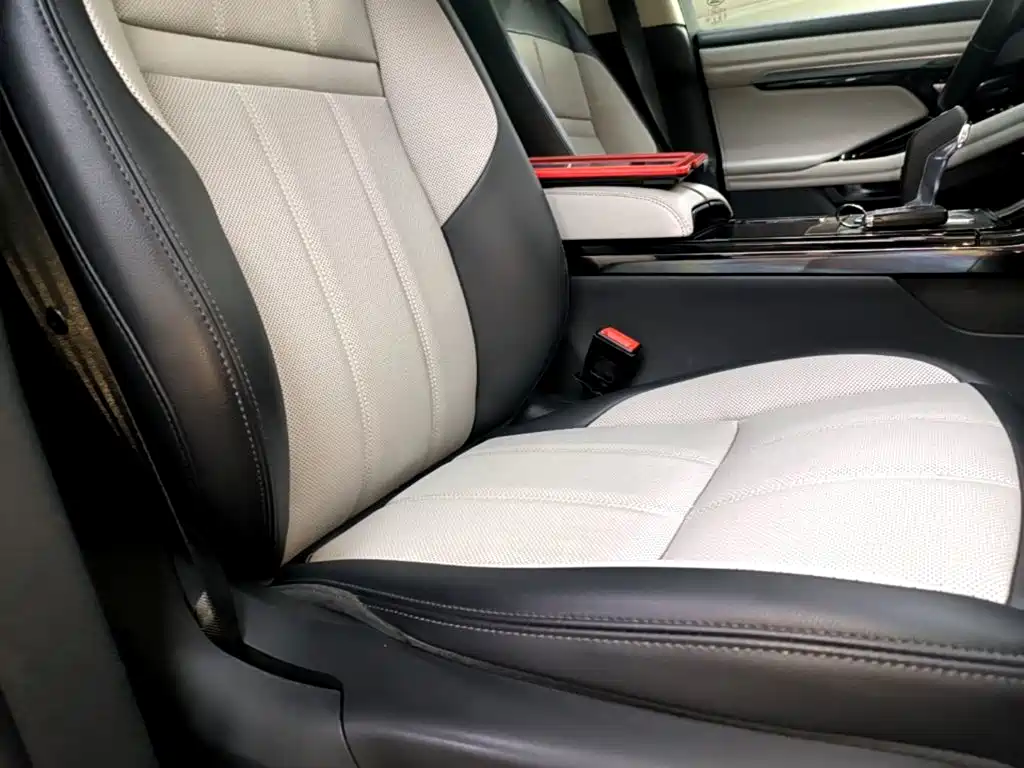Land Rover Range Rover Evoque 2020 — фото 25