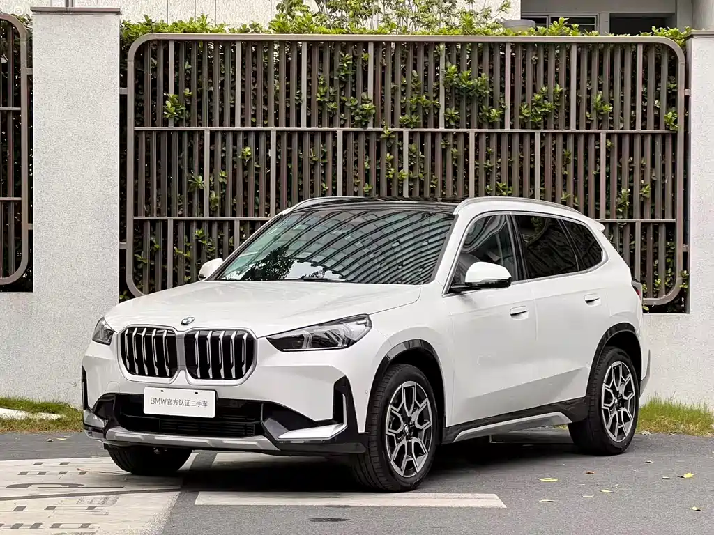 BMW X1 2025 — фото 1