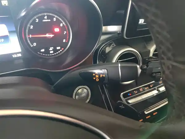 Mercedes-Benz GLC 2019