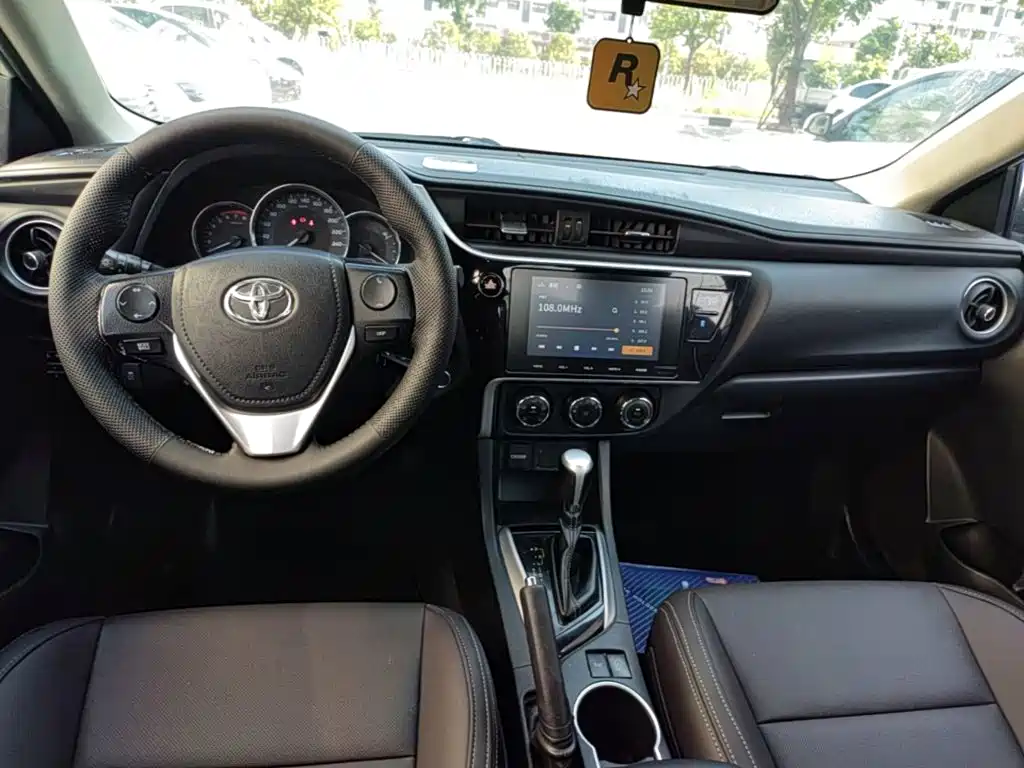 Toyota Levin 2017 — фото 10