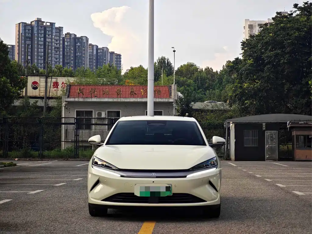 BYD Qin L 2025 — фото 2