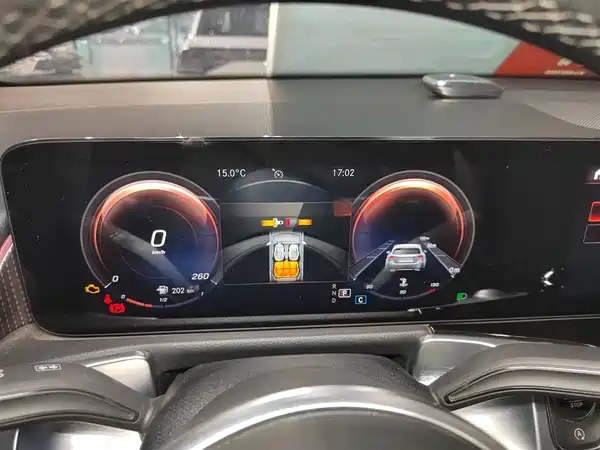 Mercedes-Benz GLB 2021