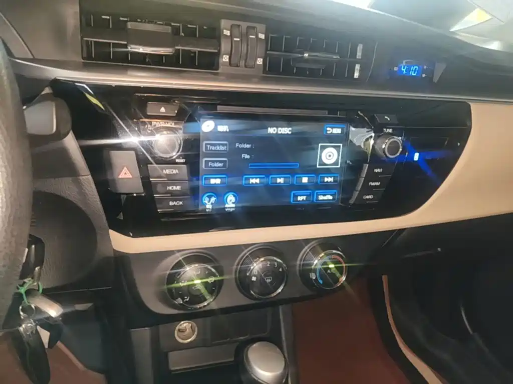 Toyota Levin 2015 — фото 13
