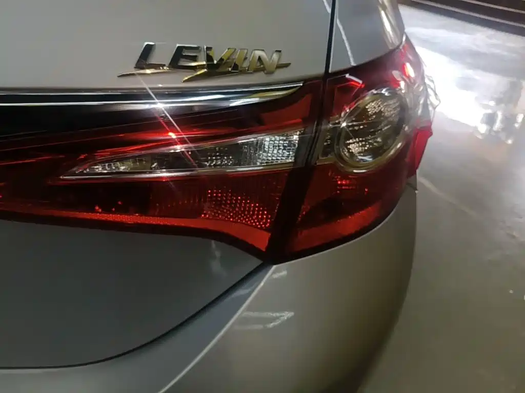 Toyota Levin 2015 — фото 8