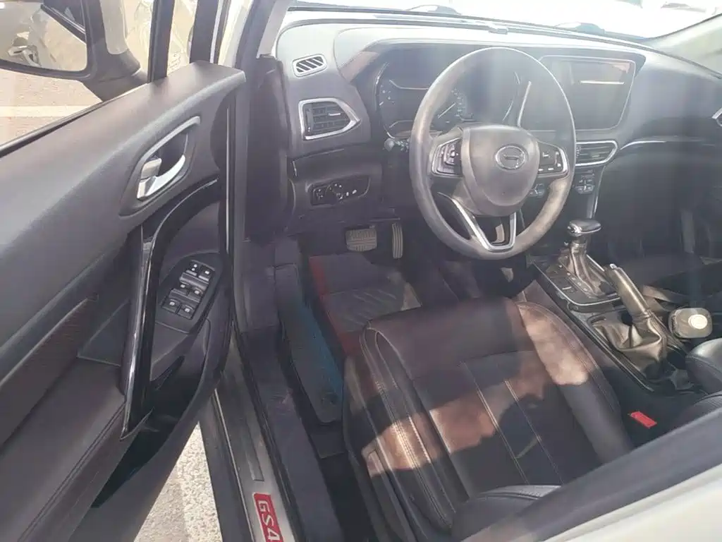 GAC Trumpchi GS4 2019 — фото 16