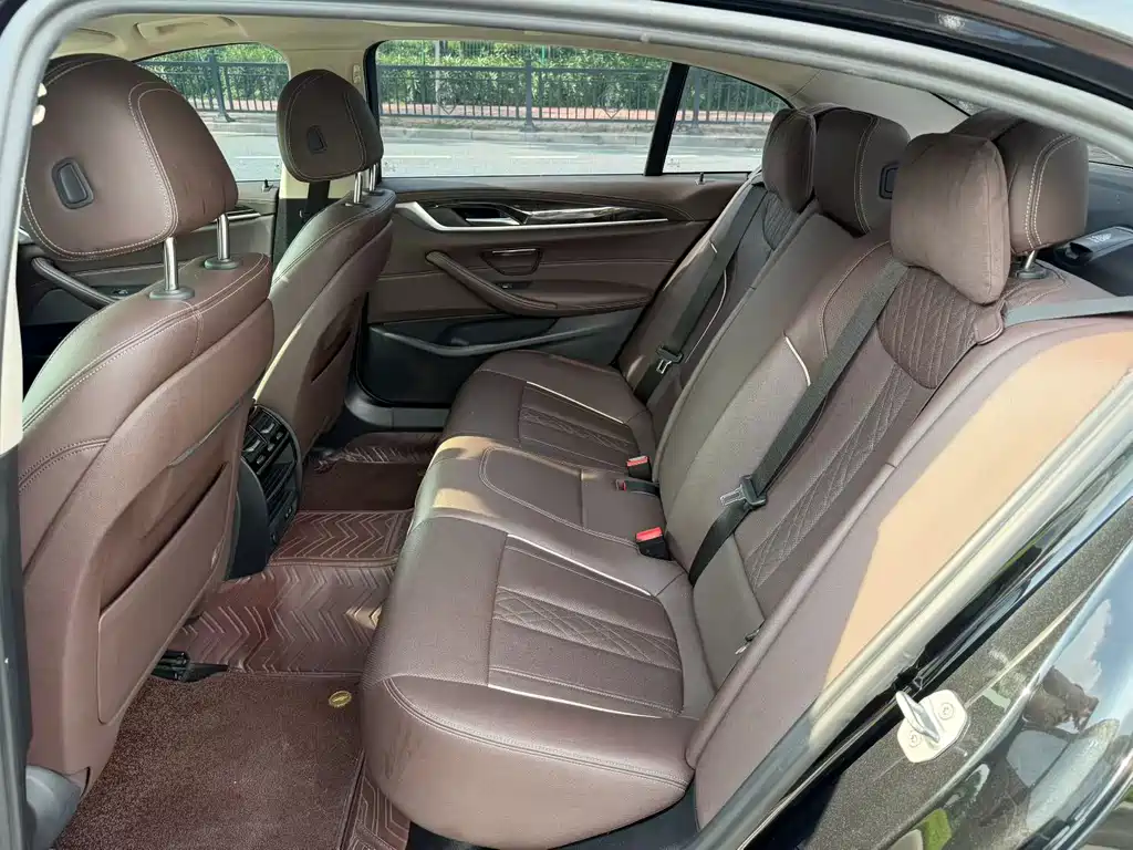 BMW 5 Series 2020