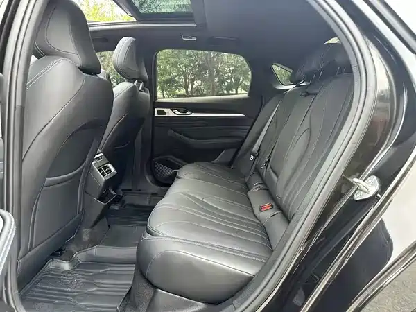 Geely Xingrui 2023