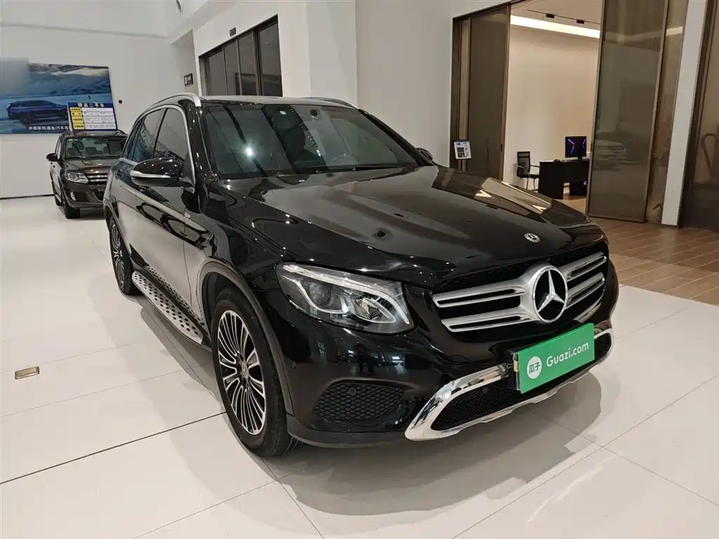 Mercedes-Benz GLC 2018 — фото 20