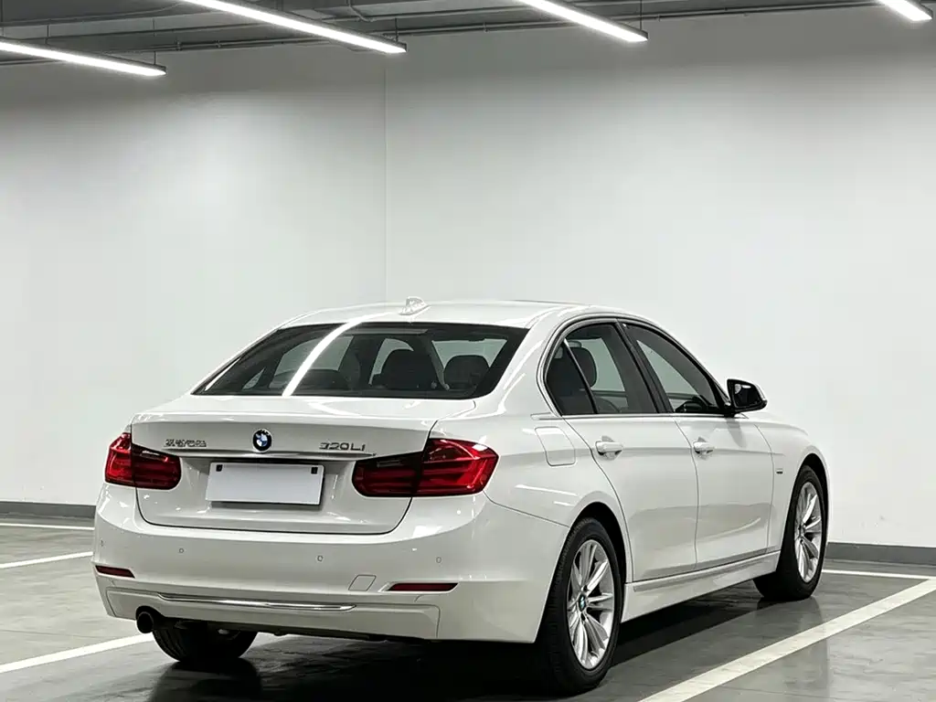 BMW 3 Series 2012 — фото 8