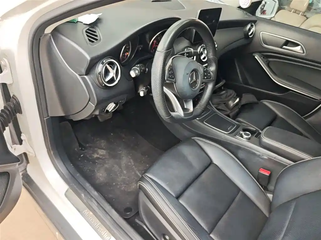 Mercedes-Benz GLA 2019 — фото 16