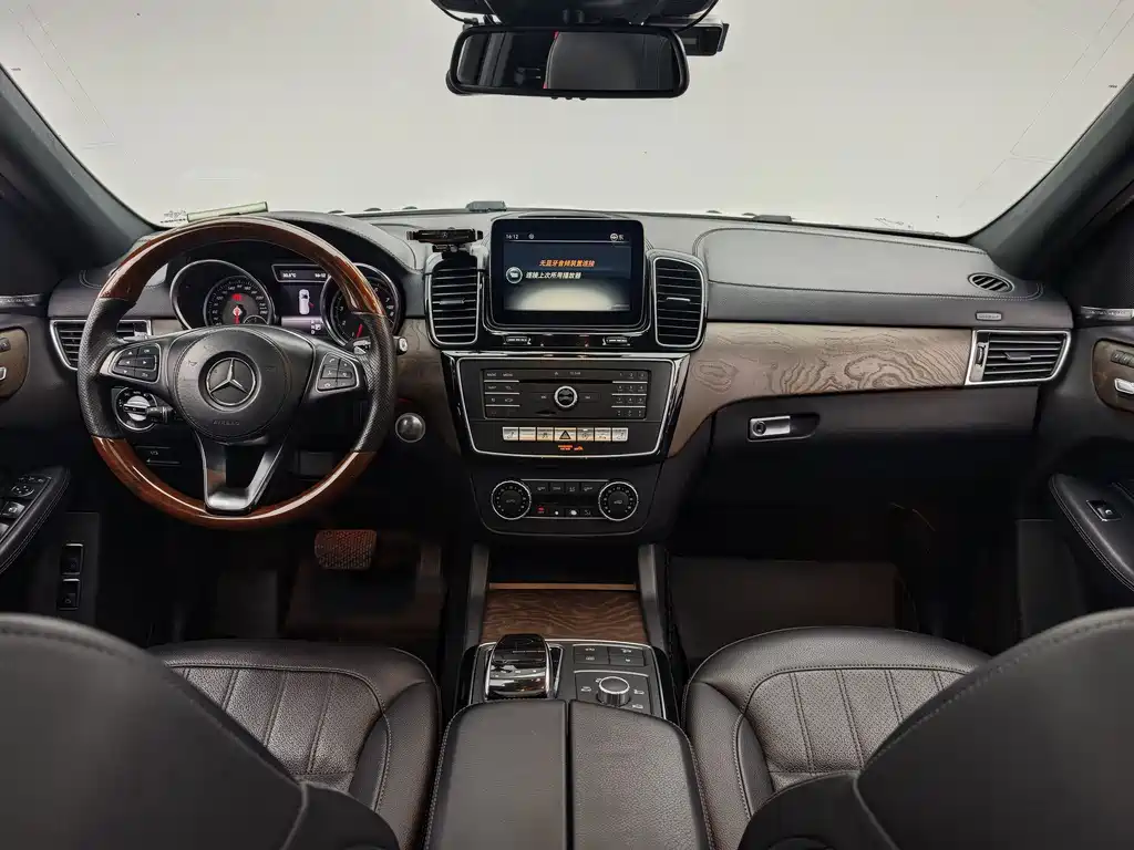Mercedes-Benz GLS 2017 — фото 6