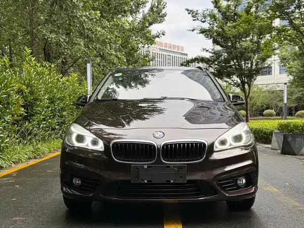 BMW 2 Series Station Wagon 2016