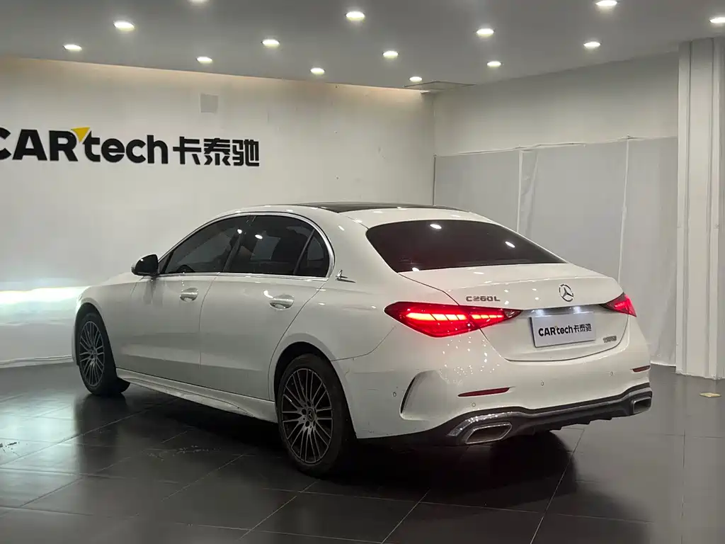 Mercedes-Benz C-Class 2022 — фото 3