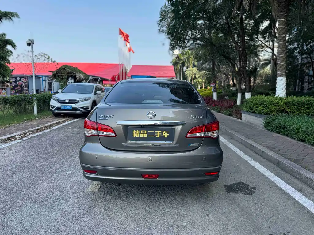 Nissan Sylphy 2018 — фото 12