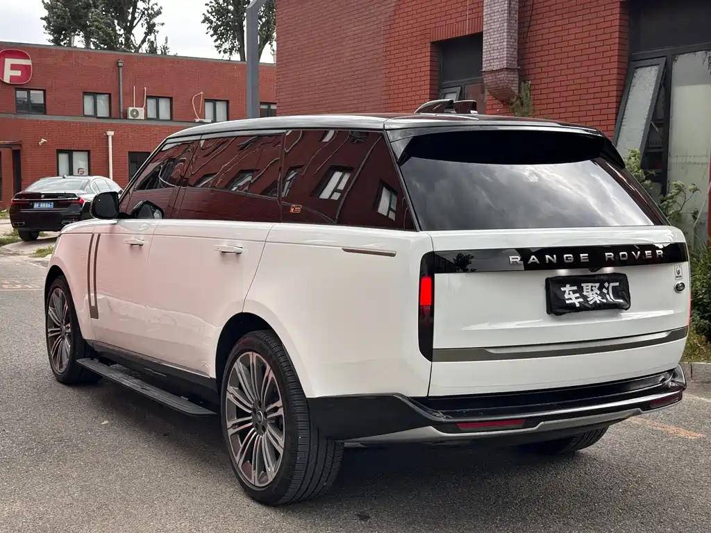 Land Rover Range Rover 2025 — фото 25